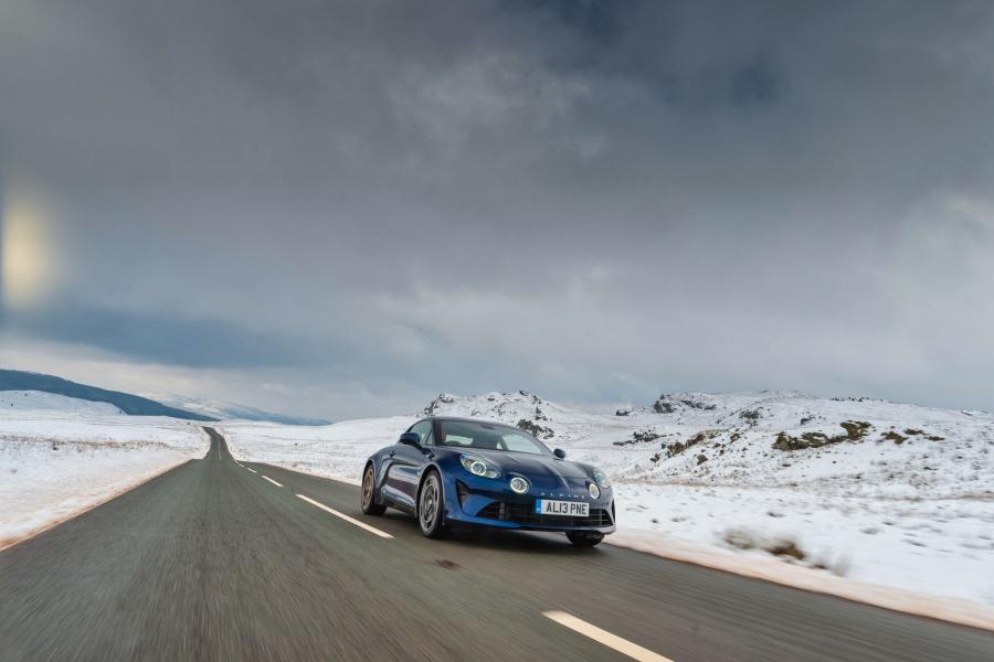  Alpine A110 Legende 2018 года  (UK) (фото 8 из 40)